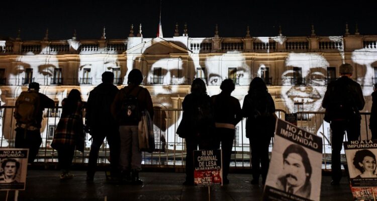 Gobierno busca salvar acto del 11 de septiembre: Retiró contrato ante eventual rechazo de Contraloría