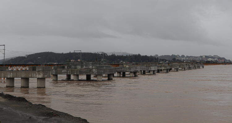 Alerta Amarilla en 16 comunas por crecida del embalse Ralco y amenaza de desborde del Río Bío Bío