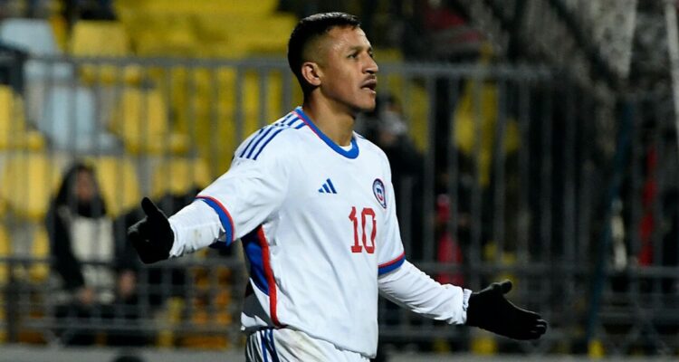 Inquieta en Italia la condición médica que marginó a Alexis Sánchez ante Uruguay