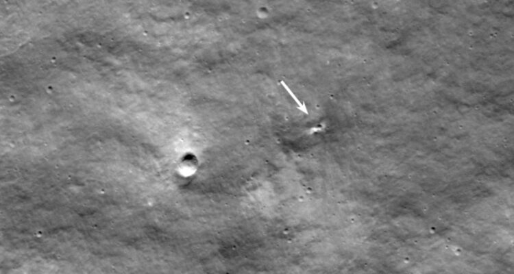 La NASA fotografió los restos del fallido alunizaje ruso: la nave se estrelló al llegar a la Luna