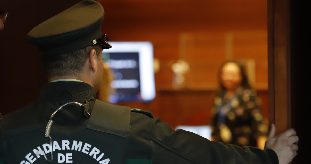Indagan supuesto “plan de ataque” de delincuentes extranjeros contra jueces y fiscales de Santiago