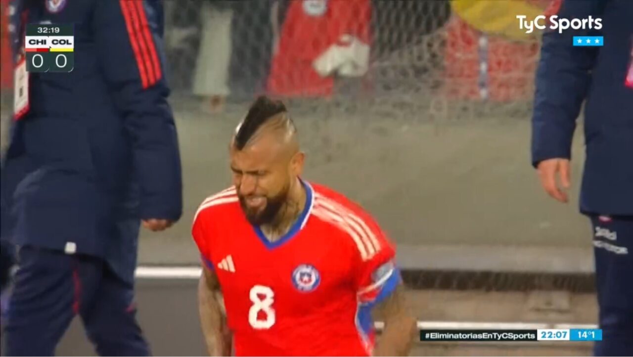 La lesión de Vidal en el duelo ante Colombia.