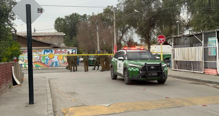 Menor de 16 años muere tras recibir 4 impactos de bala en Pudahuel