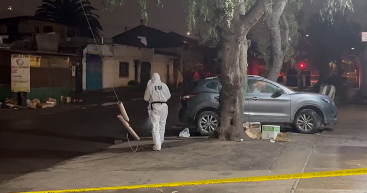 Carabinero (r) da muerte a dos delincuentes tras encerrona en Quinta Normal: tenían 19 y 14 años