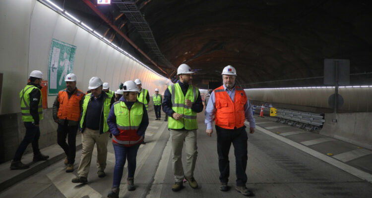 Salida de autopista afectada por filtraciones seguirá cerrada hasta que haya “certeza de seguridad”