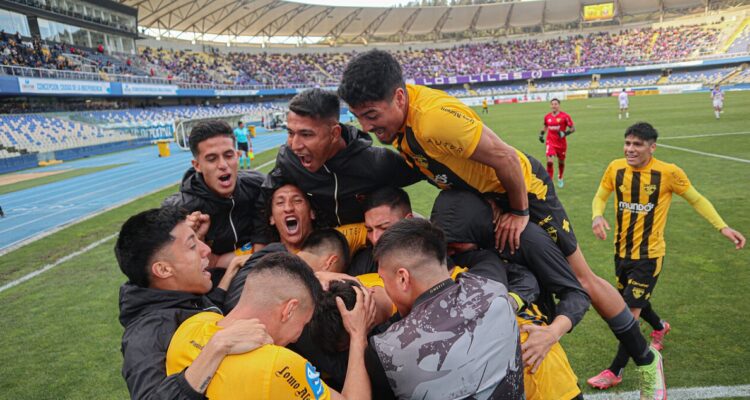 Fernández Vial se quedó con el Clásico Penquista ante Deportes Concepción.