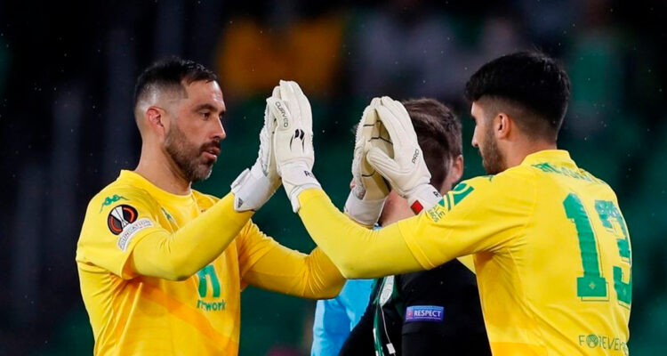 Claudio-Bravo-competencia-betis