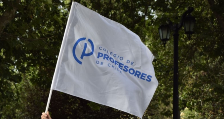 Colegio de Profesores y Ministerio de Educación acuerdan cronograma para pago de deuda histórica