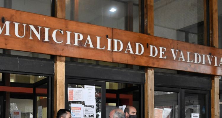 Piden remover a directivo tras condena al municipio de Valdivia por maltrato laboral a funcionaria