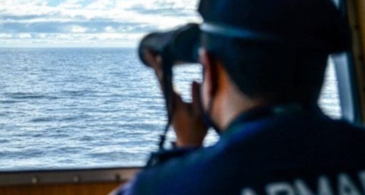 Preocupación por embarcación extraviada con cuatro pescadores en Lebu: Armada inició búsqueda