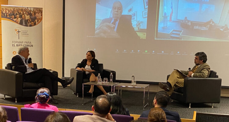 Expertos en democracia y Derechos Humanos analizaron la situación actual de Latinoamérica