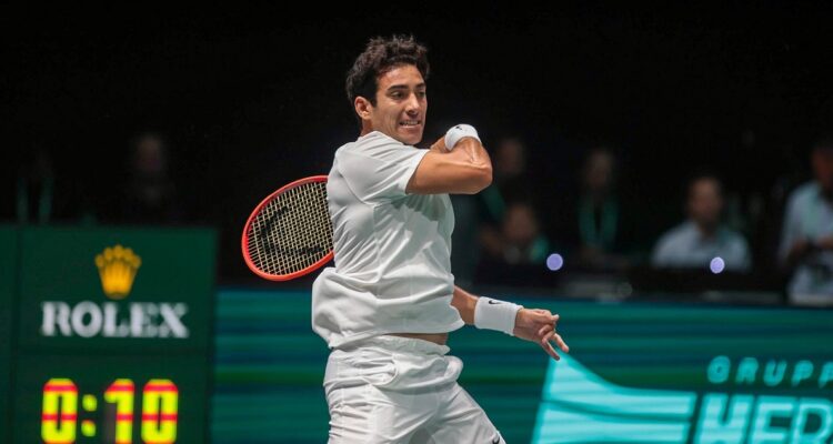 Cristian Garin dio a Chile el primer punto ante Suecia en llave de Copa Chile.