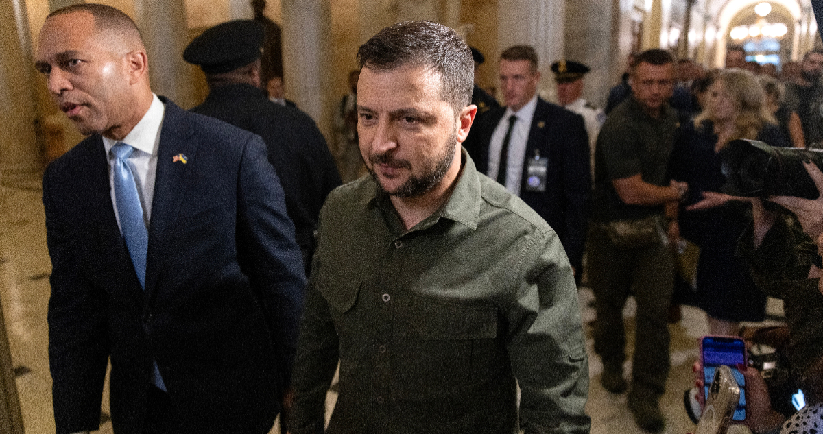 EEUU: Republicanos rechazan seguir ayudando a Ucrania en medio de visita de Zelenski al Capitolio