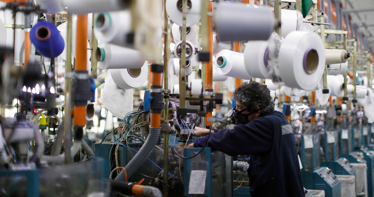 La producción industrial en Chile anota su primer crecimiento luego de seis meses de caídas