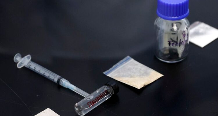 El fentanilo es considerado “la droga zombie”