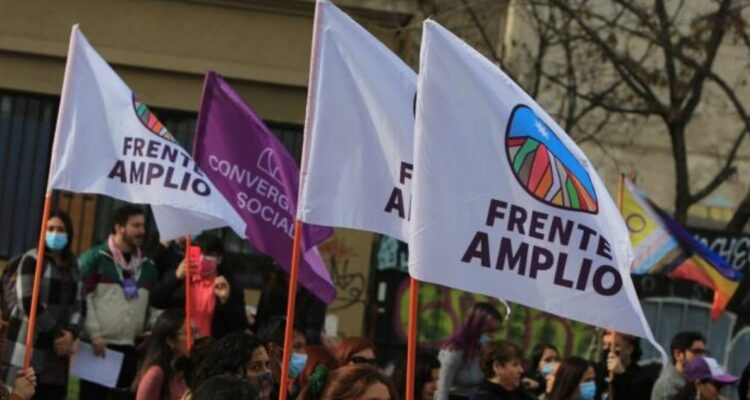 Frente Amplio realizará plebiscito para definir unidad de fuerzas y ser un solo partido