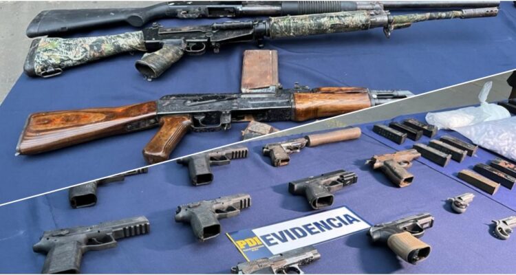 PDI encuentra fusiles de guerra, escopeta, pistolas y revólveres bajo un quincho: hay 3 detenidos