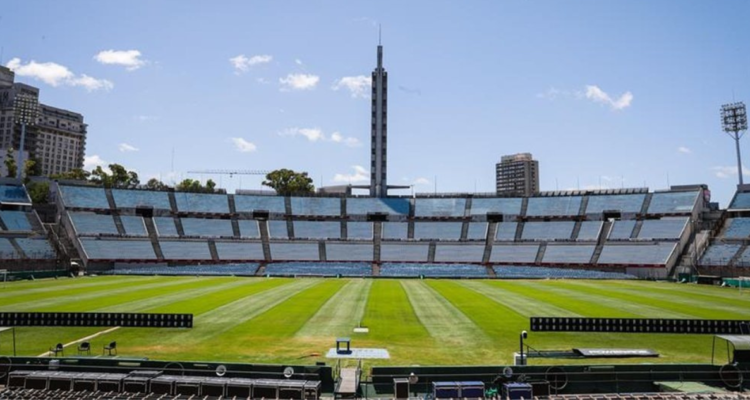 A horas del partido ante La Roja, Uruguay acrecienta su crisis: fútbol profesional se fue a paro.