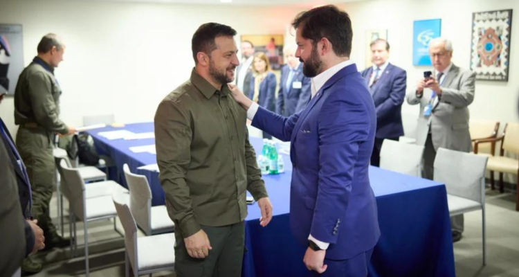 Volodimir Zelenski y Gabriel Boric