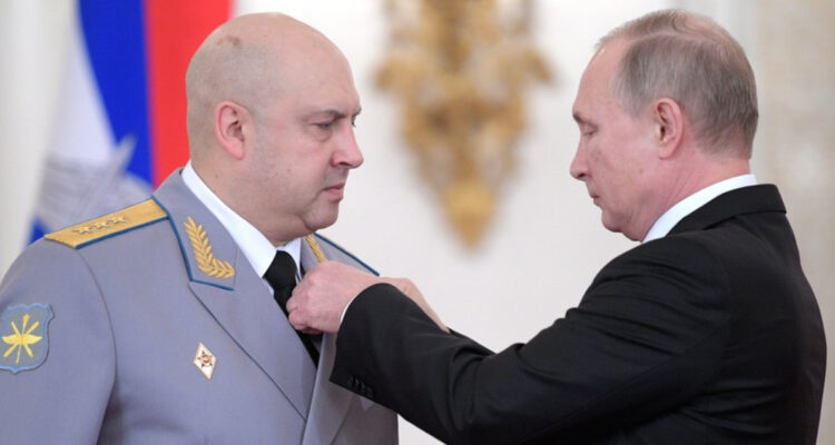 No murió: reaparece en Argelia el general ruso Sergei Surovikin, quien apoyó el motín del Grupo Wagner