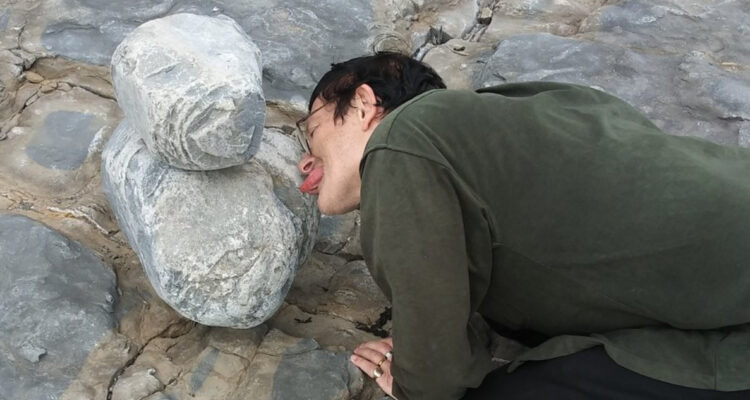 Parodia de los Premios Nobel destacó un censo de pelos nasales y ¿por qué los científicos lamen rocas?