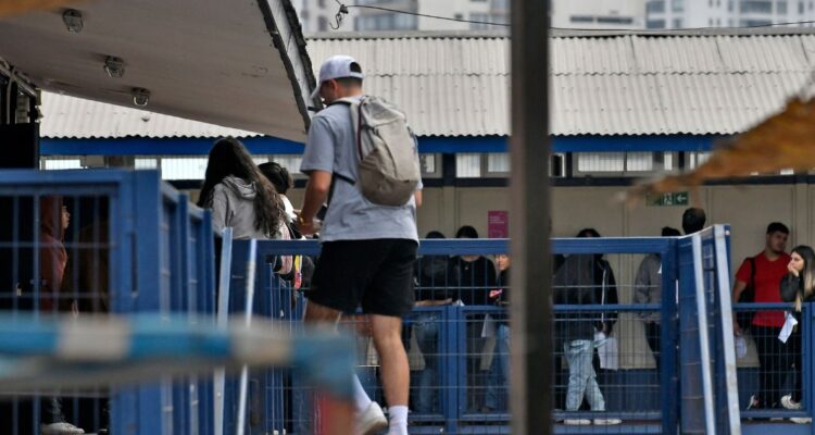 El Mineduc detalló las fechas de postulación a los beneficios estudiantiles