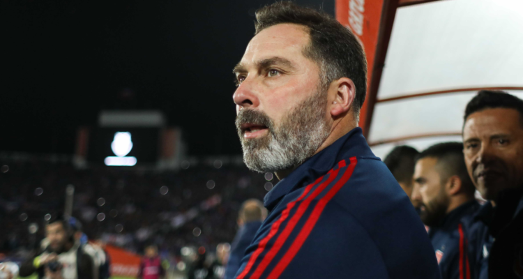 Hernán Caputto está a detalles de ser el nuevo DT de Ñublense.