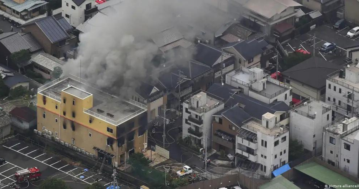  El incendio en “Kyoto Animation” desde el aire (18.07.2019) 