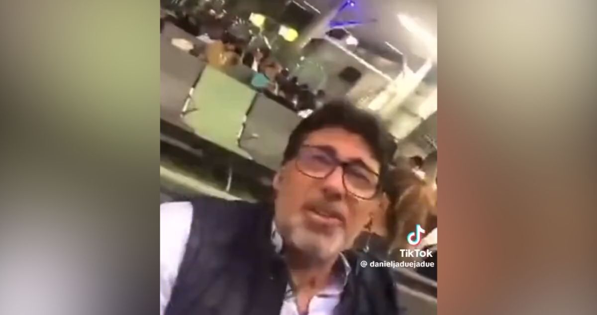 “No atiendo hueones”: la respuesta de Jadue a sujeto que intentó funarlo por Caso LED en aeropuerto