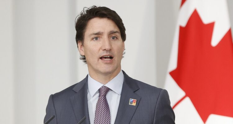 Trudeau implica al gobierno de la India en asesinato cometido en Canadá.