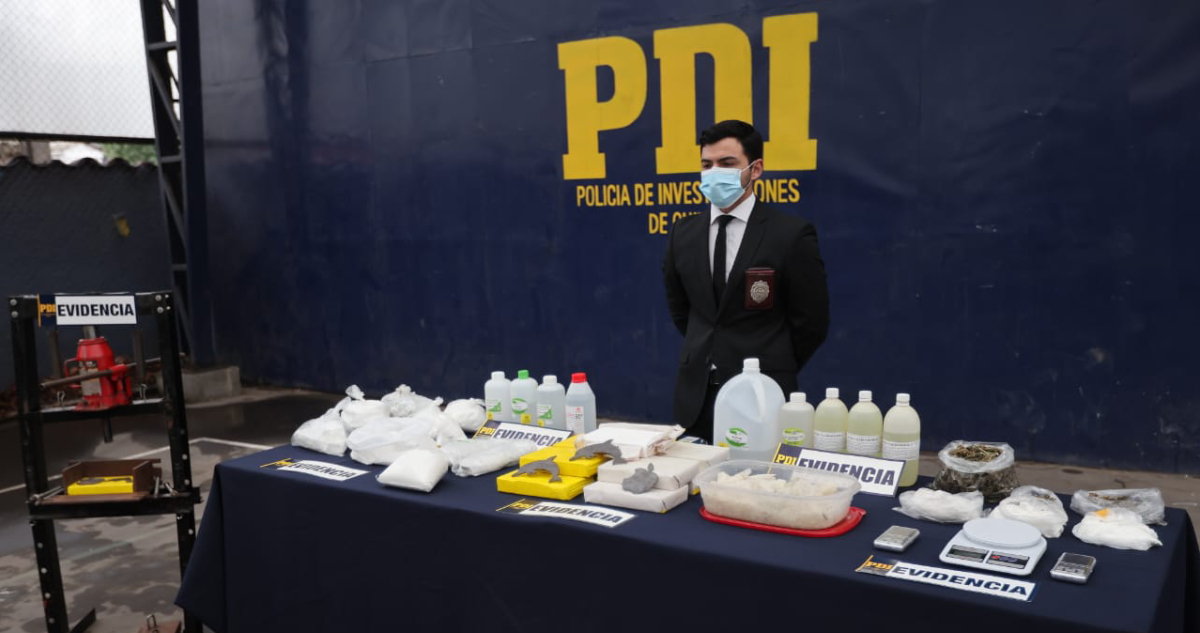 Desbaratan laboratorio clandestino de procesamiento de drogas en Maipú: hubo cuatro detenidos