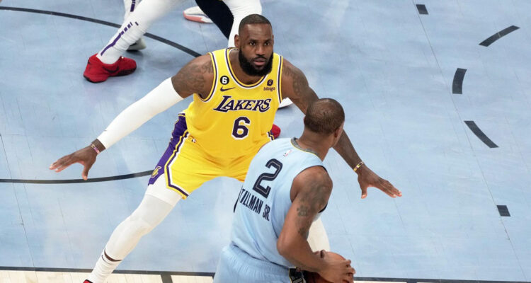 LeBron James está creando un ‘imbatible’ equipo estadounidense para París 2024.