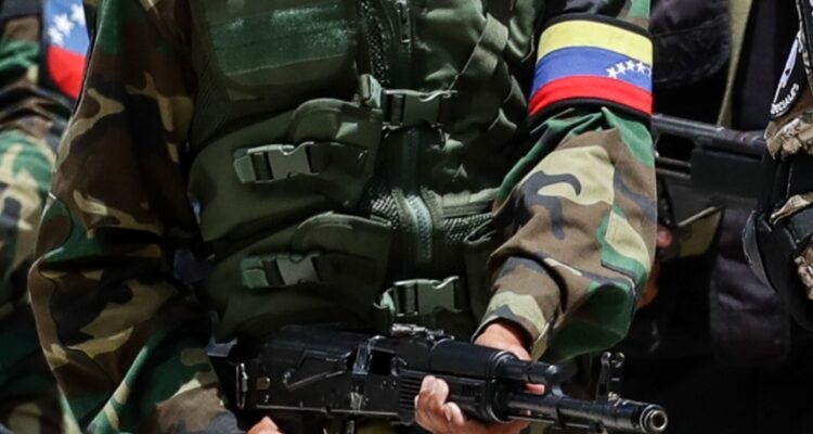 Liberan a militares acusados de intentar sabotear elecciones en Venezuela