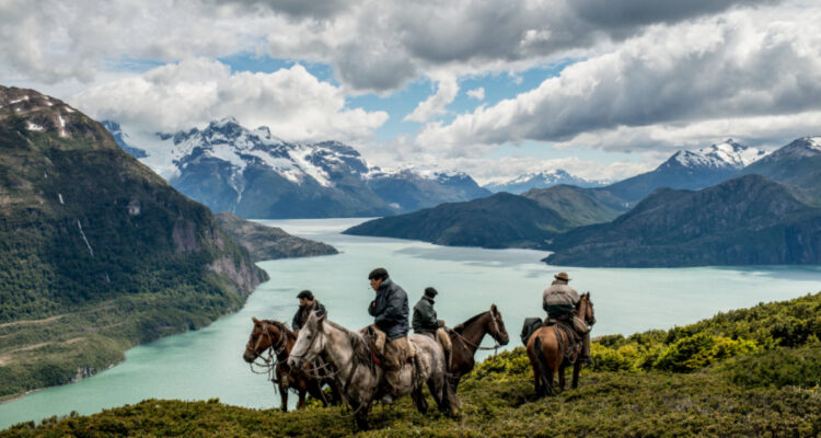 Los Bagualeros de la Patagonia: Tomás Munita expone mirada íntima en Centro Cultura Estación Mapocho
