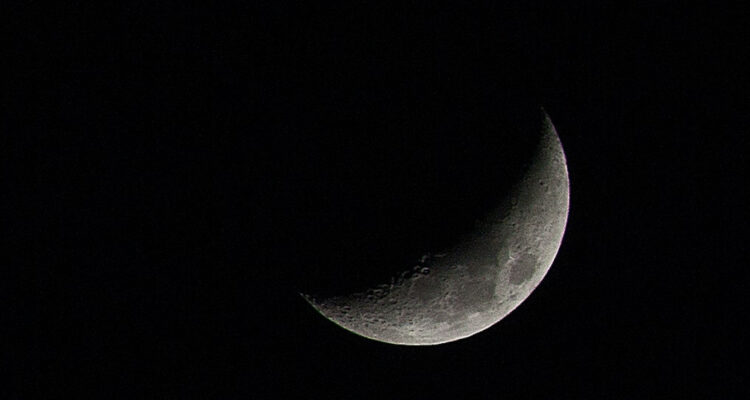 ¿Por qué la NASA está planeando construir un observatorio gigante en el lado oculto de la Luna?