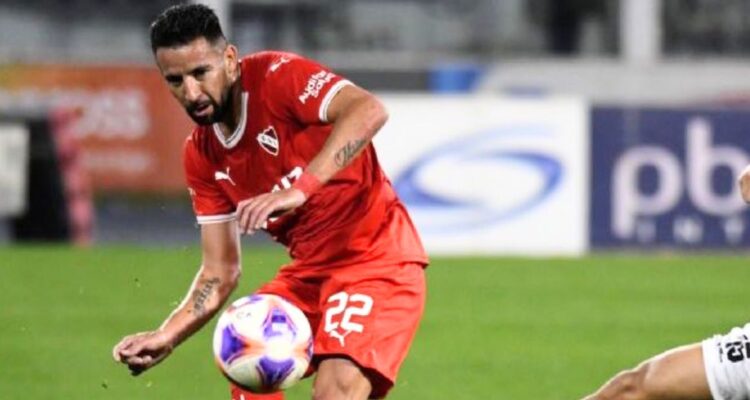 Mauricio Isla es ‘tapado’ en elogios en Argentina por partidazo ante Huracán