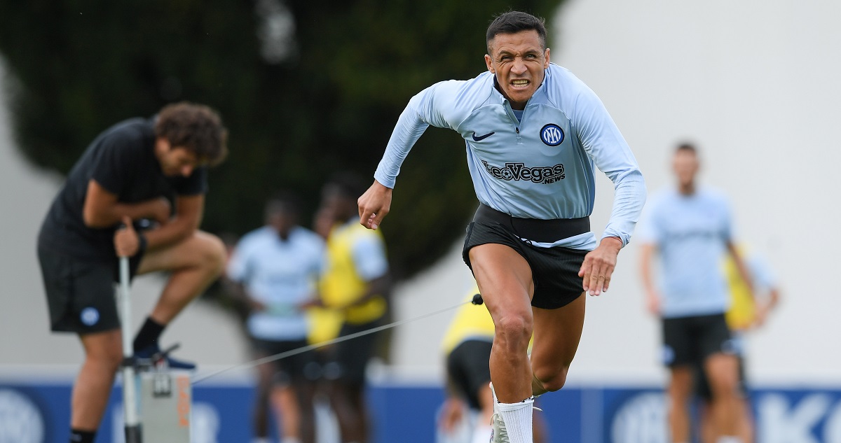 Alexis Sánchez sigue aguardando por su redebut en el Inter de Milán.