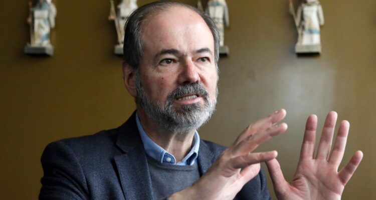 Memoria, fútbol y Bolaño: Juan Villoro explica cómo se descubrió a sí mismo recordando a su padre