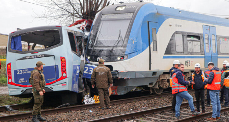 microbus-biotren-accidente