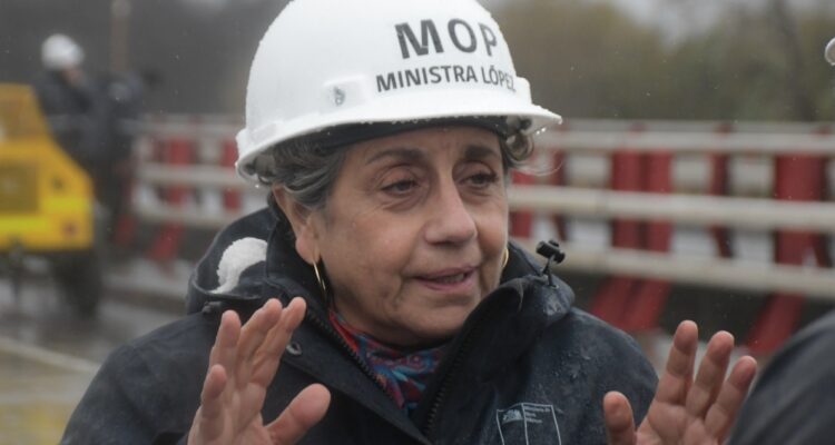 Ministra de Obras Públicas por socavones en Reñaca