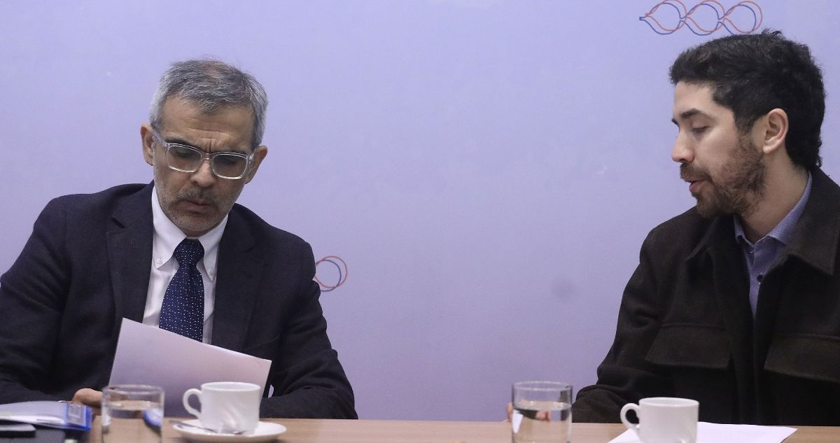 Oficialismo entrega carta a Cordero para solicitar apoyo en propuesta que busca adaptar Punta Peuco