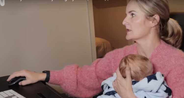 Mujer bautiza hijo como Metanfetamina