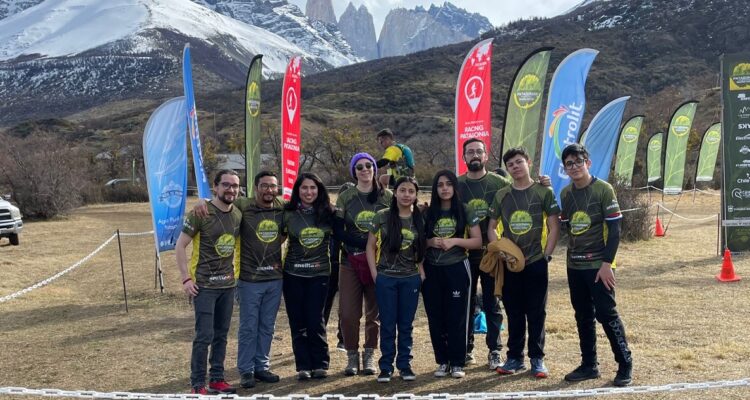 Niños de la escuela Baudilia Avendaño de Puerto Natales.