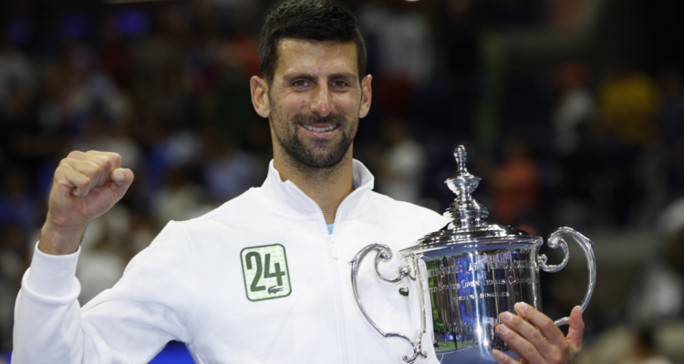 Novak Djokovic arremete tras conseguir un nuevo título y alcanzar nuevamente la cima del ranking atp.