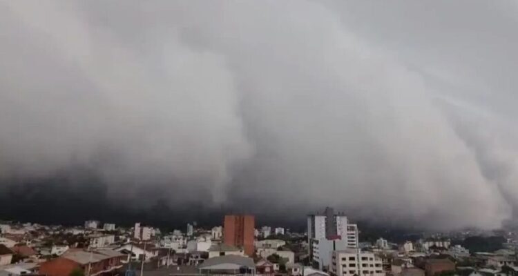 Las nubes de Brasil llegaron a la temperatura mínima de -70ºC y -80ºC,