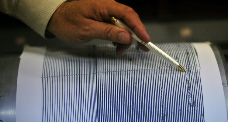 Sismo de magnitud 6,6 sacude las aguas al norte de Nueva Zelanda: SHOA descarta tsunami en Chile