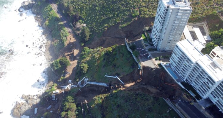 Nuevo socavón en Viña del Mar
