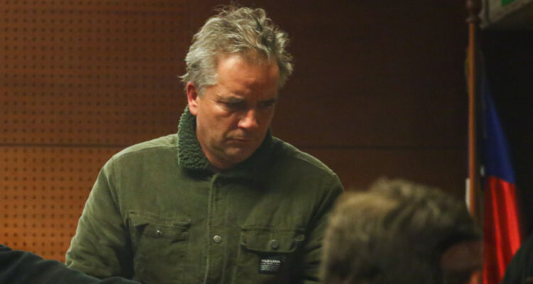 Pablo Mackenna queda en libertad tras revisión de medidas cautelares