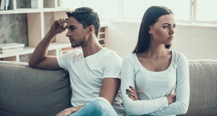 Siete “red flags” de que tu nueva pareja podría ser una persona extremadamente celosa