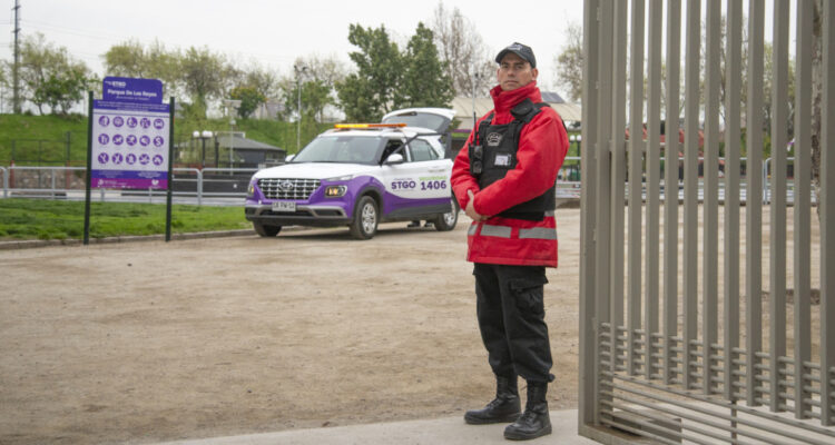 Inauguran cierre perimetral de Parque Los Reyes: se suma a guardias, iluminación y televigilancia